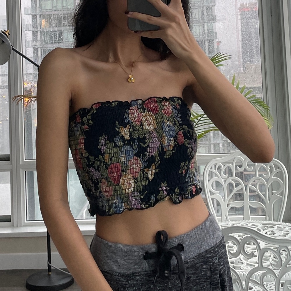 Urban Outfitters 90s style Ruched tube top
